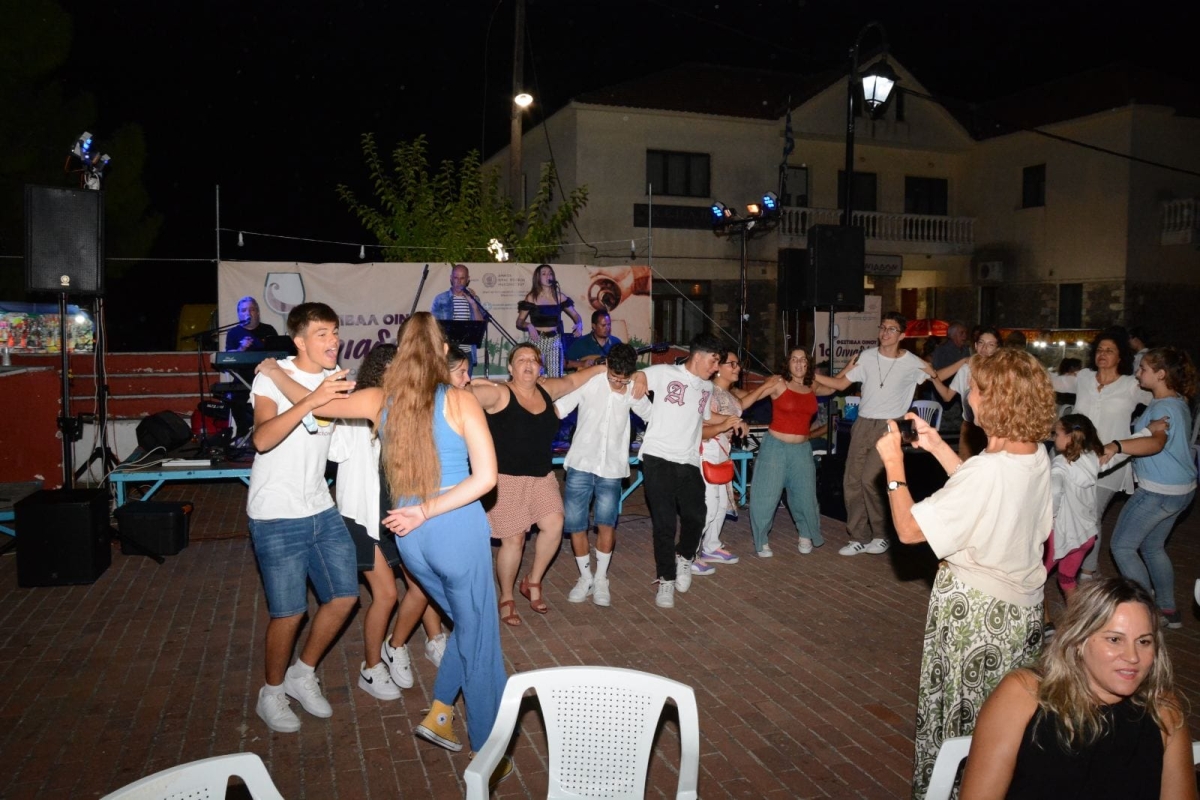 Με μεγάλη επιτυχία και συμμετοχή πραγματοποιήθηκε το «1ο Φεστιβάλ Οίνου» στην Κατοχή