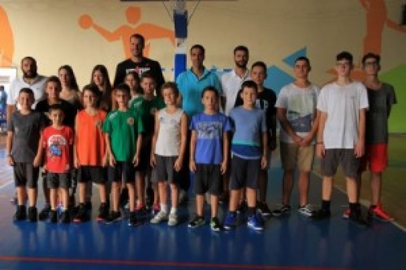 Προπόνηση με Μιχάλη Κακιούζη και Νίκο Χατζή για τις Ακαδημίες του Α.Ο. Αγρινίου