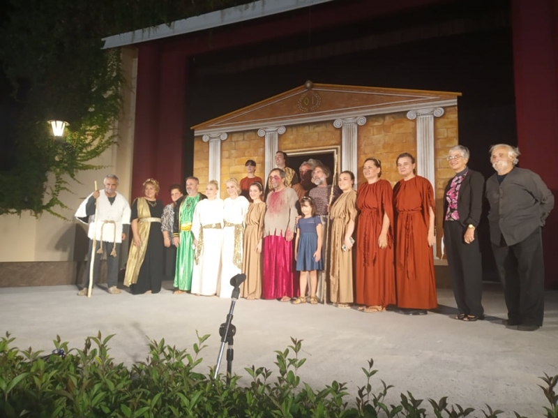 Ευχαριστίες απο το &quot;Ανοιχτό Θέατρο Αγρινίου&quot; σε όσους βοήθησαν στην επιτυχή εκτέλεση της παράστασης «Οιδίπους Τύραννος»