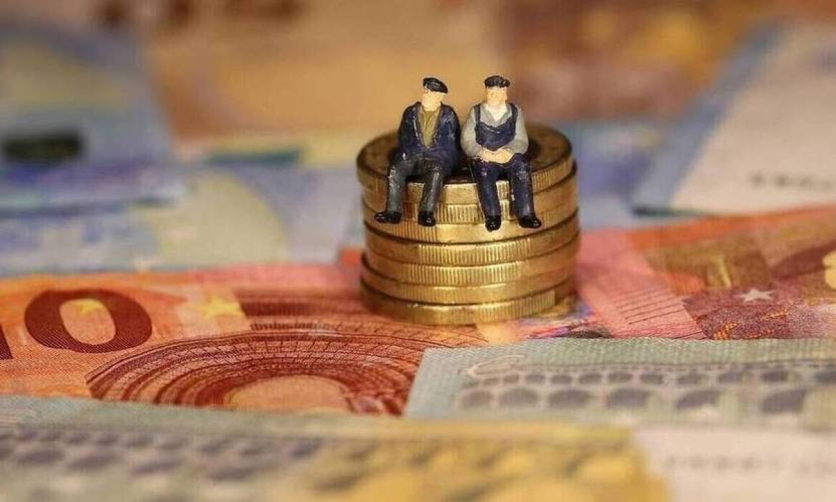 Συντάξεις σε ΟΤΑ - δημόσιο: Αναδρομικές αυξήσεις για βαρέα για 15 ειδικότητες