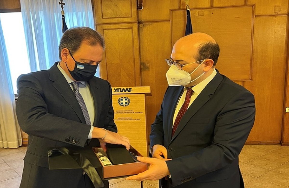 Συνάντηση Λιβανού με τον νέο Πρέσβυ της Αρμενίας