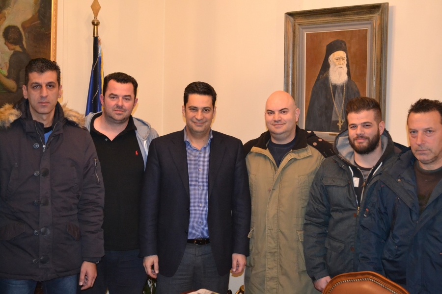 Συνάντηση δημάρχου με αντιπροσωπεία της Λέσχης Μοτοσυκλέτας Αγρινίου