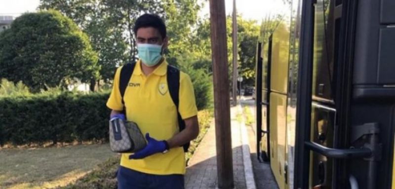 Παναιτωλικός: Με μάσκες η αποβίβαση από το πούλμαν (φωτο)