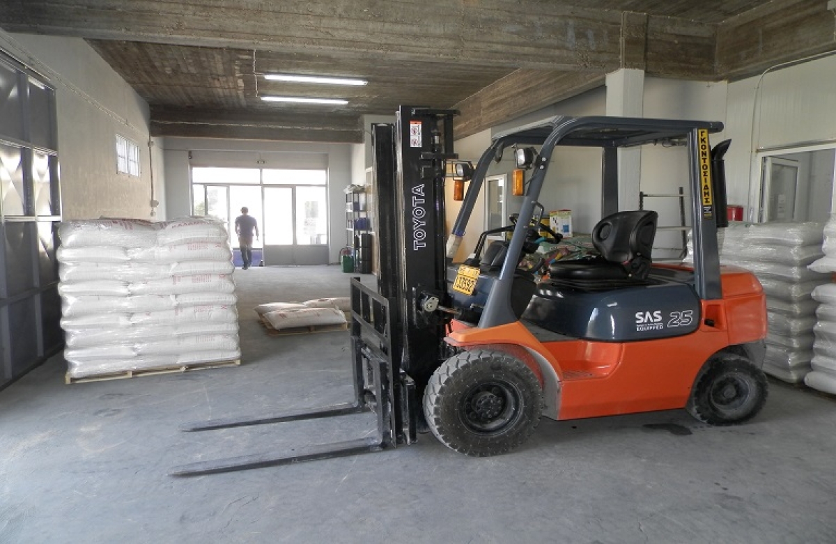 Συμφωνία για μειωμένο ΦΠΑ σε εφόδια και αγροτικά μηχανήματα