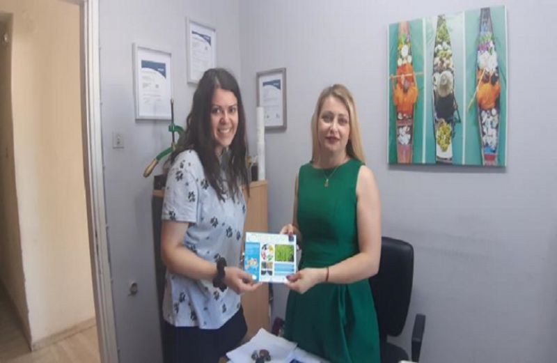 Πράσινα Πλωτά Φίλτρα στη δεξαμενή συγκέντρωσης λυμάτων του εργοστασίου ελιών