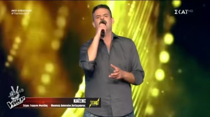 «The Voice»: Καθήλωσε ο Aγρινιώτης Γιάννης Πανουκλιάς (video)
