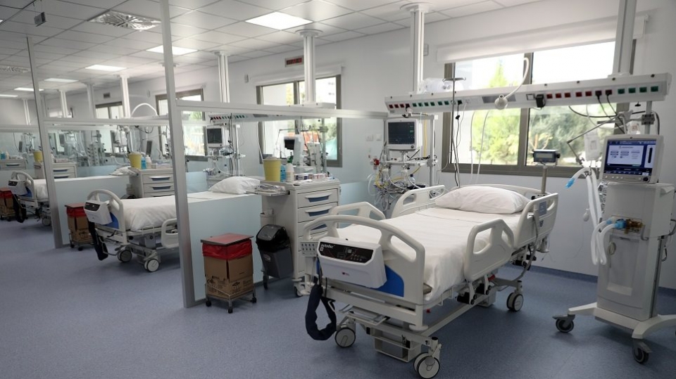 Eρχονται 300 προσλήψεις μονίμων ιατρών σε ΜΕΘ