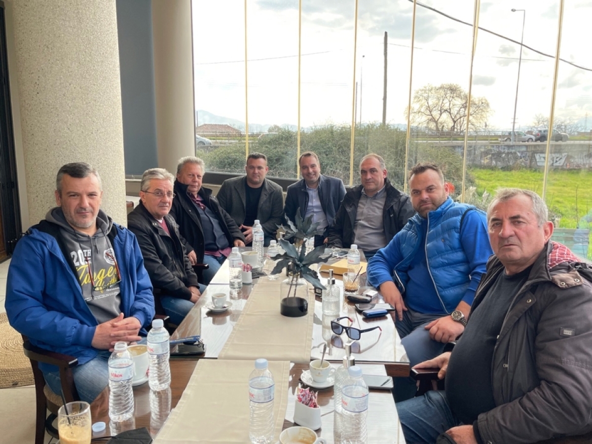 Συνάντηση Θανάση Παπαθανάση με τους 9 Προέδρους Κοινοτήτων για τις ζημιές στα εσπεριδοειδή από τον παγετό