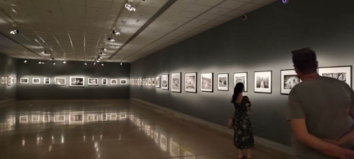 Eγκαίνια της έκθεσης φωτογραφίας του Β. Αρτίκου στην Αθήνα