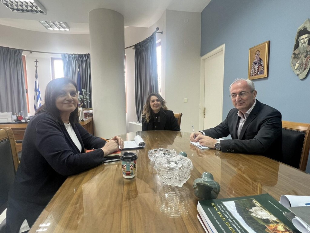 Δήμος Θέρμου: Υπογραφή Συμφώνου για την προστασία των παιδιών