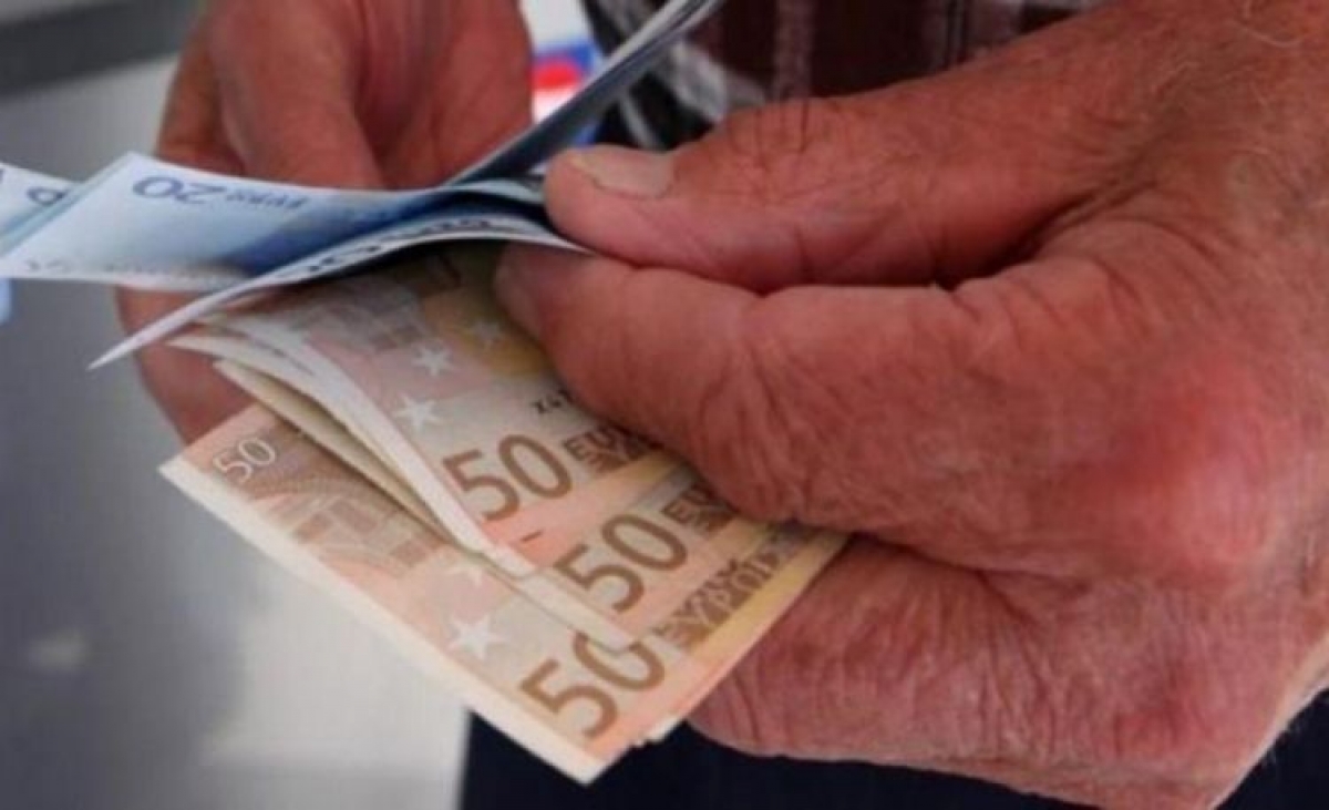 Αλλάζει η αίτηση συνταξιοδότησης, ποιοι παίρνουν προσωρινή σύνταξη