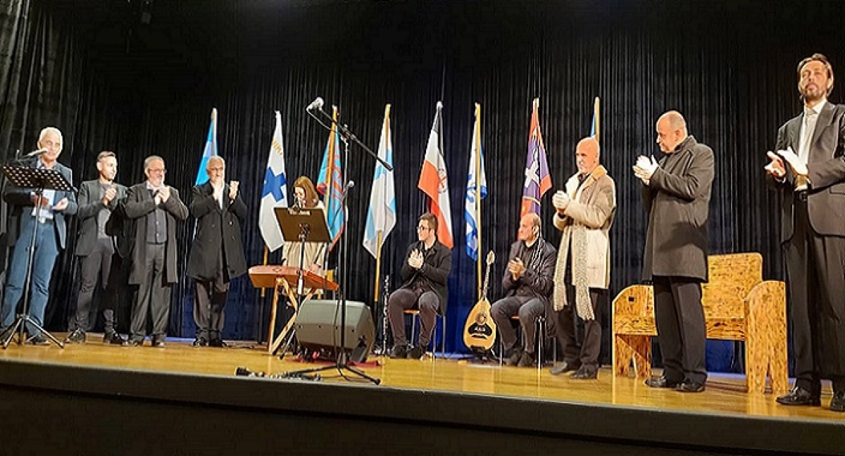 Παρουσιάστηκε στο Παπαστράτειο Μέγαρο Αγρινίου το θεατρικό δρώμενο &quot;Μονόλογοι &#039;21&quot;
