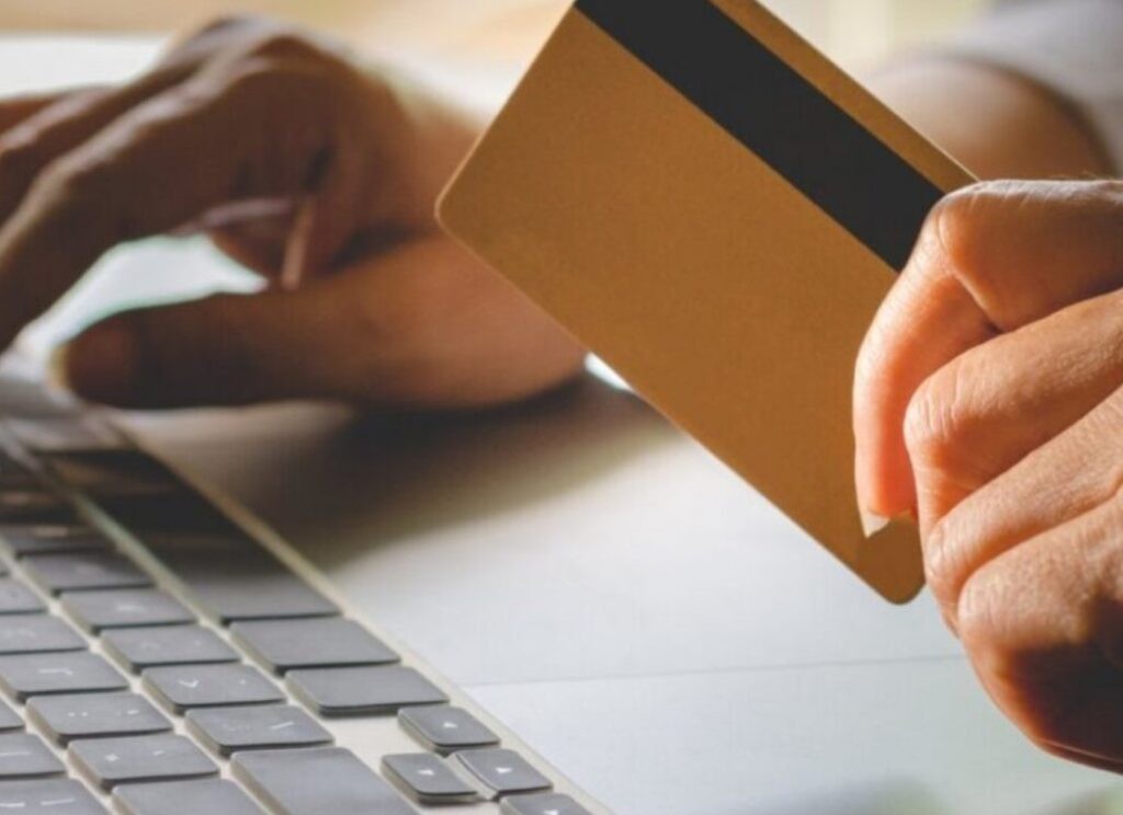 IRIS πληρωμές: Τι αλλάζει στις συναλλαγές μας από 1η Νοεμβρίου – Οι υποχρεώσεις των επιχειρήσεων