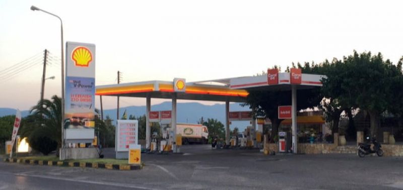 To πρατήριο καύσιμων Κακούρης ζητά για εργασία νέες και νέους