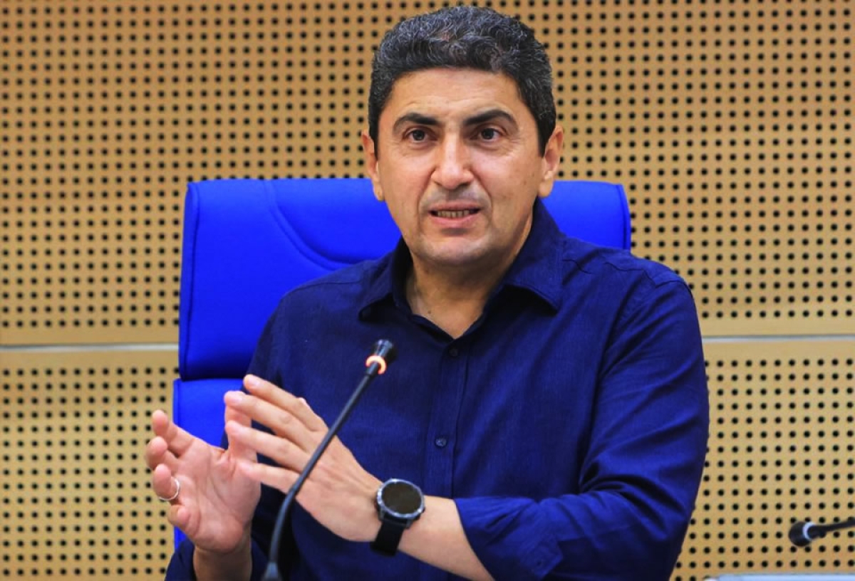 Ο ΥπΑΑΤ Λευτέρης Αυγενάκης αύριο στο Συμβούλιο Υπουργών Γεωργίας στις Βρυξέλλες. Συνάντηση με τον Ευρωπαίο Επίτροπο για ΟΠΕΚΕΠΕ