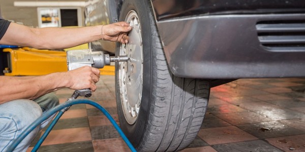 Βουλκανιζατέρ στη Νεάπολη Αγρινίου ζητά υπάλληλο