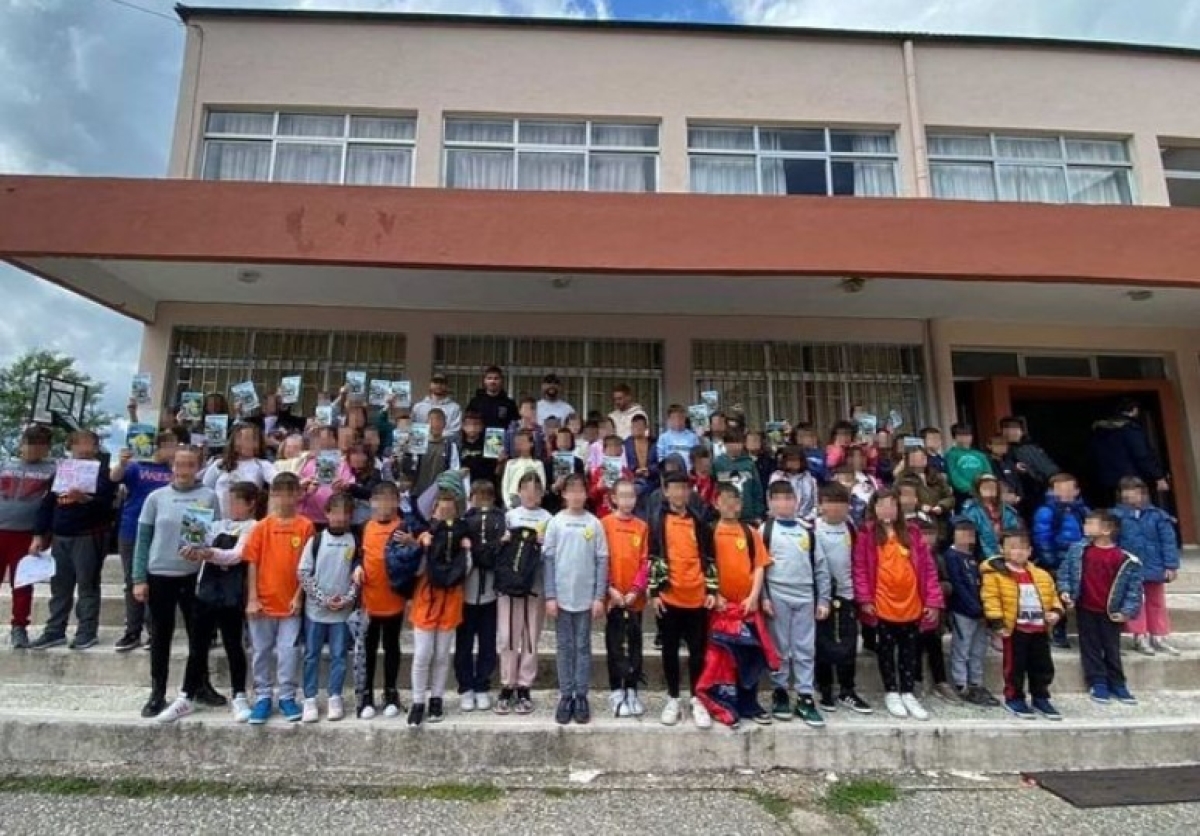 Στο 2ο Δημοτικό σχολείο Νεάπολης ο Παναιτωλικός