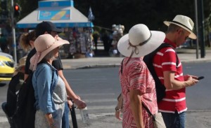 Καιρός: Μελτέμια και ανομβρία από σήμερα και για αρκετές ημέρες