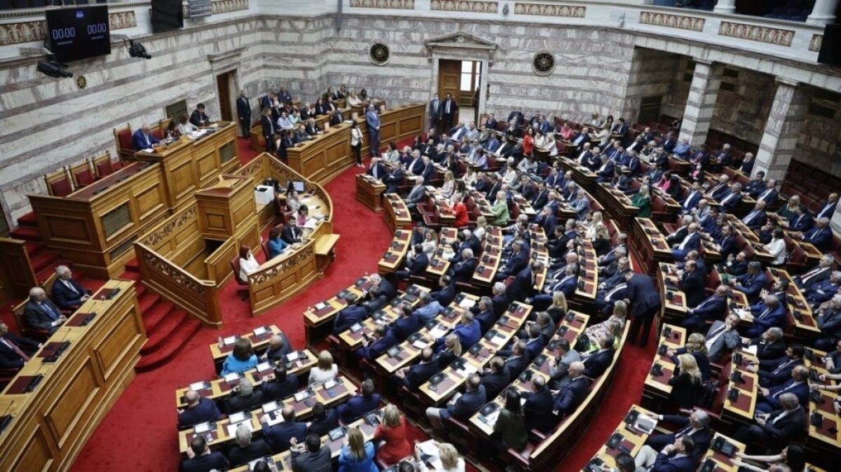 Υπερψηφίστηκε με 158 «ναι» το εργασιακό νομοσχέδιο