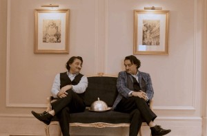 Η θεατρική παράσταση «Υπηρέτης δύο αφεντάδων» με τον Βασίλη Χαραλαμπόπουλο έρχεται στις Οινιάδες (Σαβ 2/8/2025 21:00)