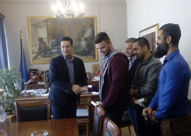 Συνάντηση και συγχαρητήρια στους Πρωταθλητές Ευρώπης στο Παγκράτιο και αθλητές του Γ.Σ. Ηρακλή Αγρινίου απο τον Δήμαρχο Αγρινίου Κον Γιώργο Παπαναστασίου
