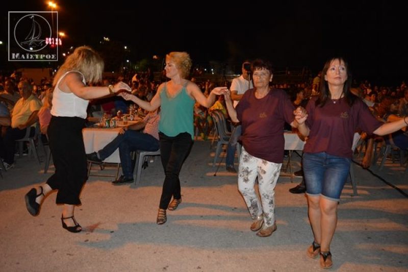 Μέχρι τις πρωινές ώρες κράτησε η Δημοτική Βραδιά του Πολιτιστικού Κέντρου Αμφιλοχίας