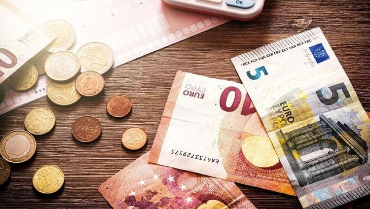 Οι νέοι μισθοί του 2022 σε ιδιωτικό και δημόσιο τομέα
