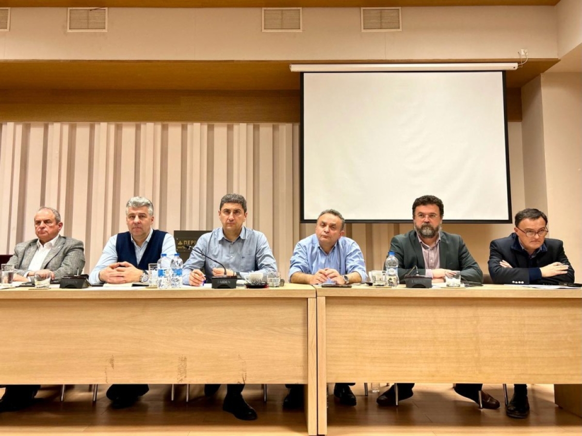 ΥπΑΑΤ Λ.Αυγενάκης: Η παράταξή μας υπηρέτησε διαχρονικά τον αγροτικό κόσμο - Δεν είναι &quot;μπρα ντε φερ&quot; μεταξύ κυβέρνησης και αγροτών