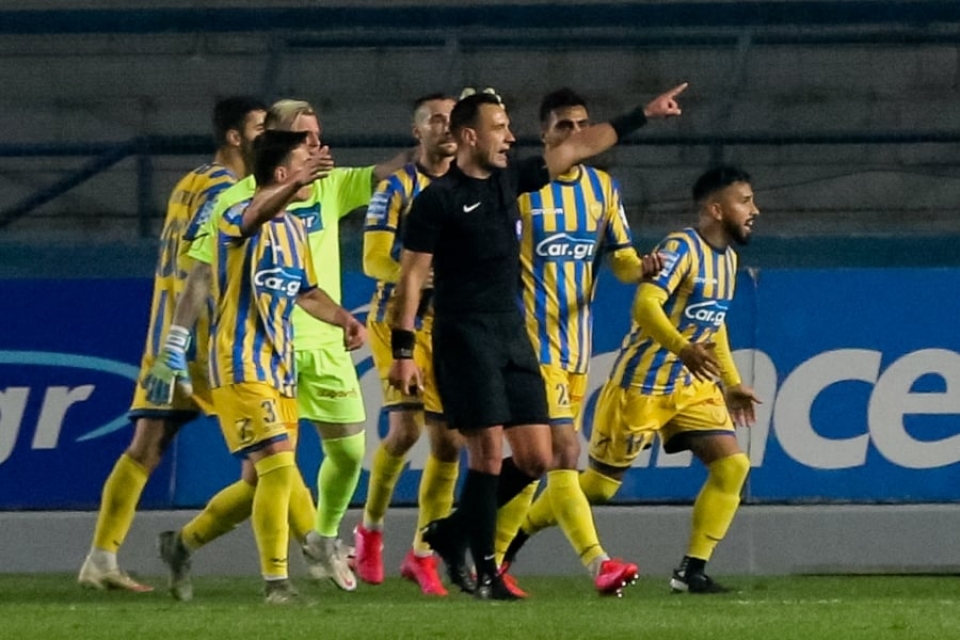 Ο Κάτεμπεργκ τελείωσε Τζοβάρα και Τζιώτζιο!!!