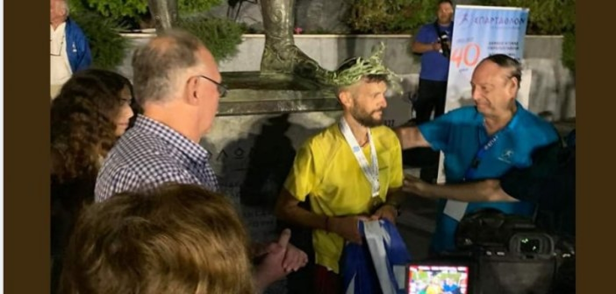 SPARTATHLON 2022: Ο Αγρινιώτης Φώτης Ζησιμόπουλος έγραψε ιστορία! Νικητής 2η φορά