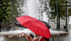 Καιρός σήμερα: Λασποβροχές με 7 μποφόρ και χιόνια στα ορεινά το Σάββατο