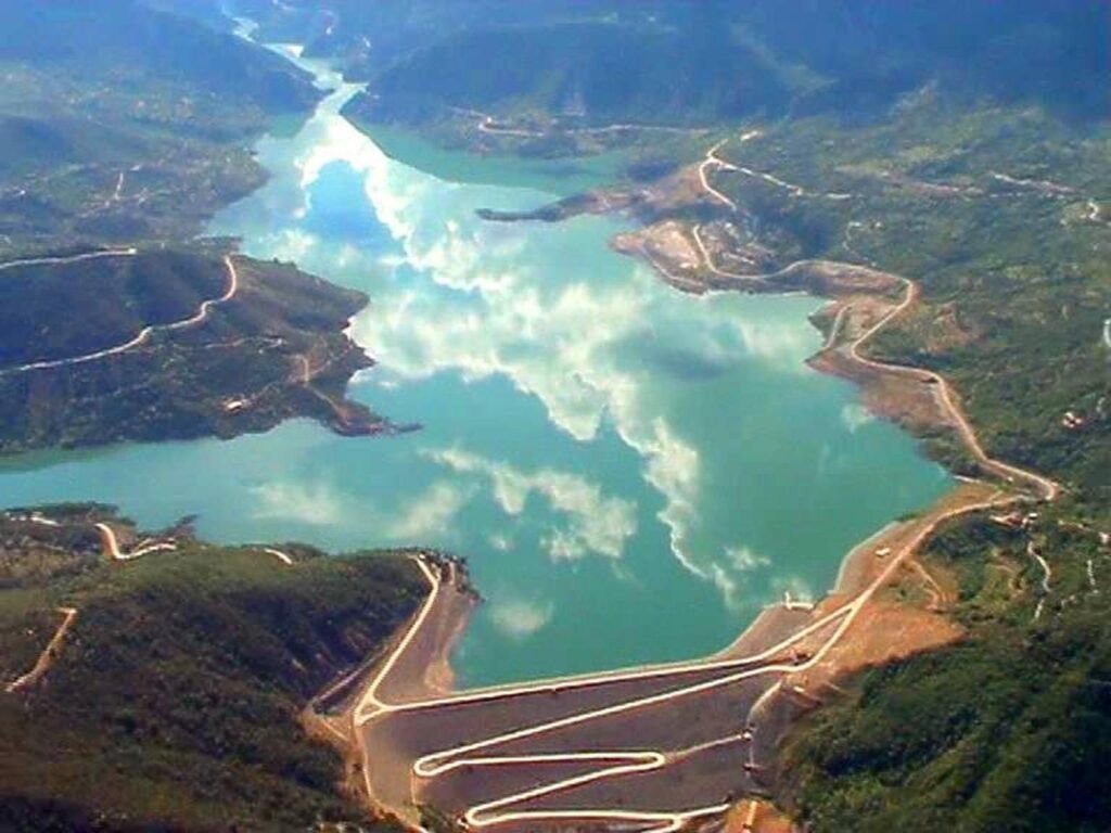 Ελεγχόμενη υπερχείλιση και στο φράγμα Ευήνου - Απαιτείται προσοχή στις παραποτάμιες περιοχές