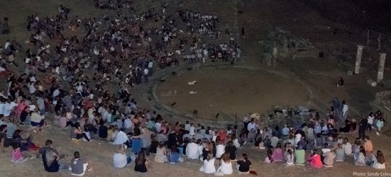 Από τη Μακρυνεία στη Στράτο, με καρεκλάκι και σεβασμό