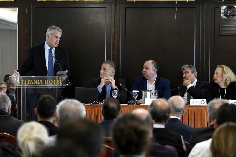 ΝΕΑ ΠΑΣΕΓΕΣ:  Γεωργία - Κτηνοτροφία: Το μέλλον είναι τώρα