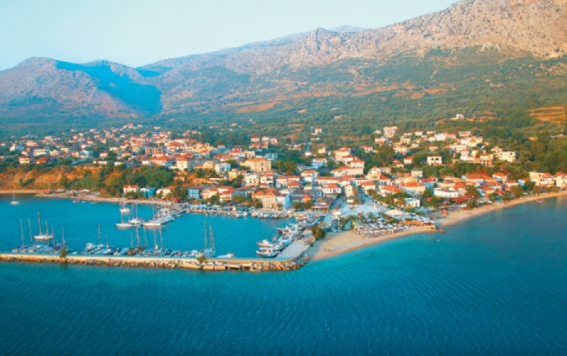 Ο τουρισμός στρέφεται προς δυσμάς, εμείς;
