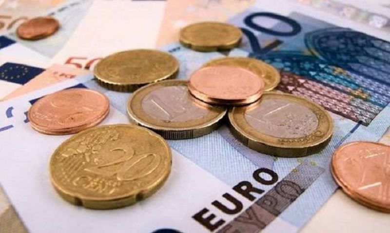 Κατώτατος μισθός: Ανακοινώνεται η αύξηση – Αυτοί θα είναι οι κερδισμένοι