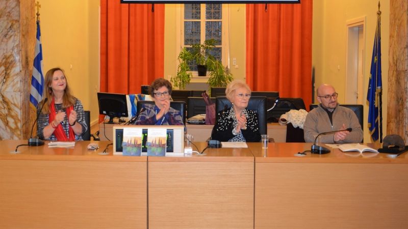 Πλήθος κόσμου στην παρουσίαση του βιβλίου της Φρίντας Μήτσιου &quot;Τρυφερή Επανάσταση&quot; την Δευτέρα 4 Μαρτίου 2019