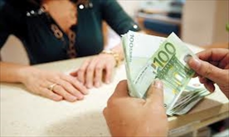Ποιές οικογένειες και πώς θα λάβουν το επίδομα Εισοδηματικής Ενίσχυσης