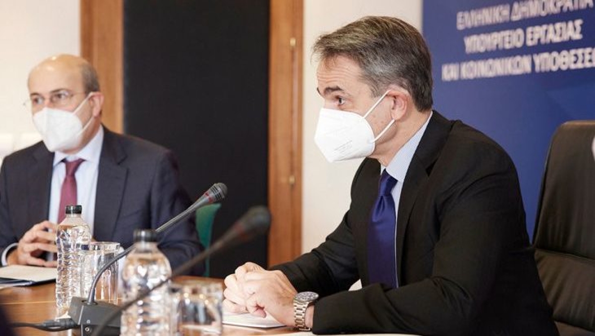 Μητσοτάκης: «86.000 νέες θέσεις εργασίας μέσω ΟΑΕΔ το 2022»